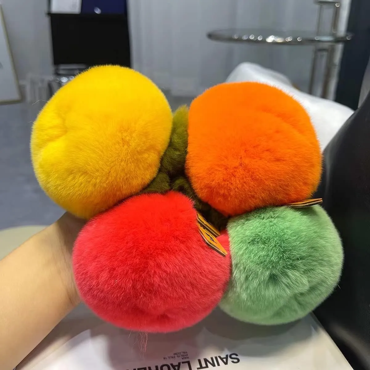 Fruit Persimmon Keychain Soft Fluffy Keychains Cute Plush Key Rings Faux Fur Keyring Pompom Keychain Decoration